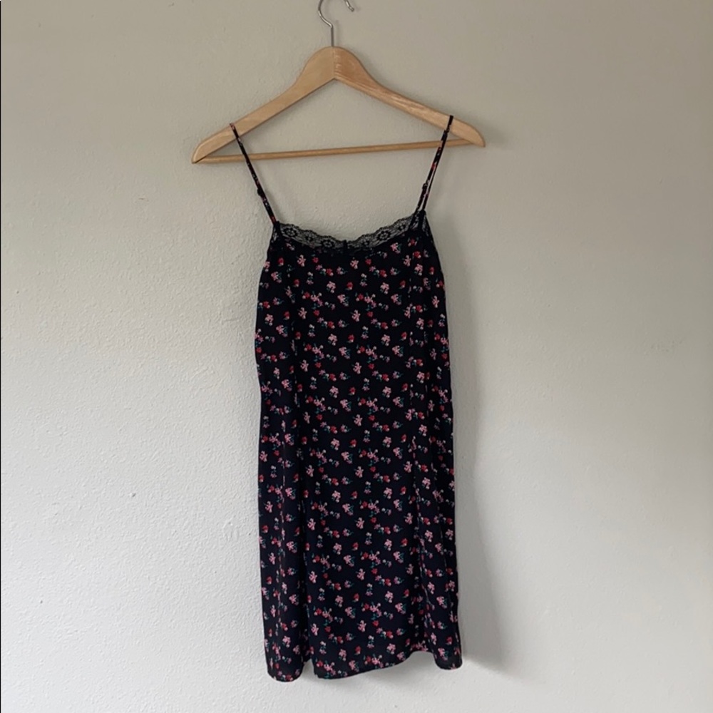 DIVIDED floral sun dress